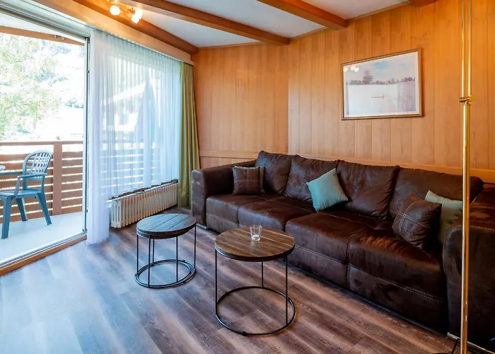 Dala Hotel & Apartments